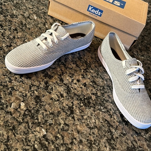 Keds CH Seersucker Black NIB 9.5 - Picture 6 of 8